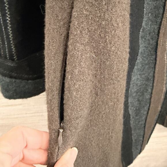 ICELANDIC DESIGN Wool Brown & Black Seam Jacket Button Front Size M Zip Pockets - Picture 6 of 8